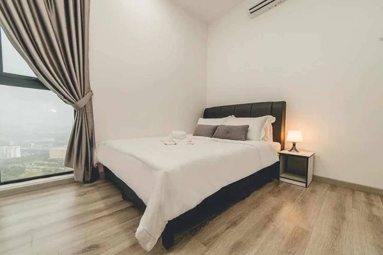 Midvalley Jb Mosaic Southkey Modern Sence 3Br 8Pax By Our Stay Johor Bahru Apartment